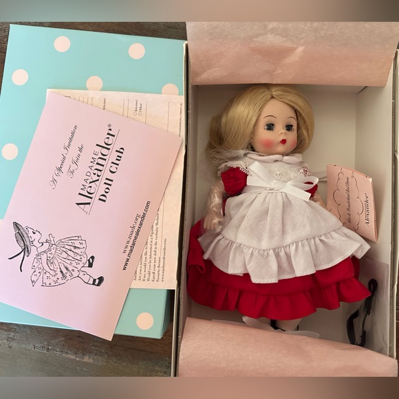 Alice in Wonderland Madame Alexander Doll 66985 2013 mint in box & COA